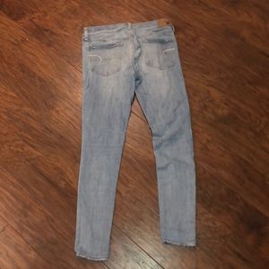 American Eagle Light Wash Jeans
